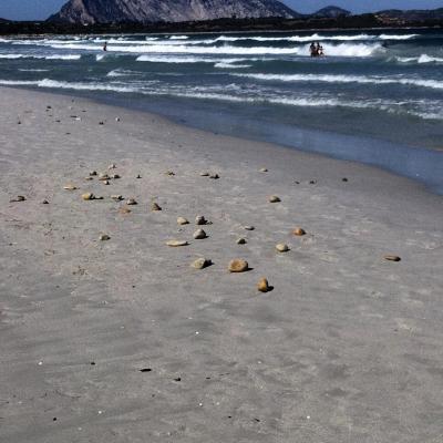 Plage La Cinta et l'Île montagne Tavolara